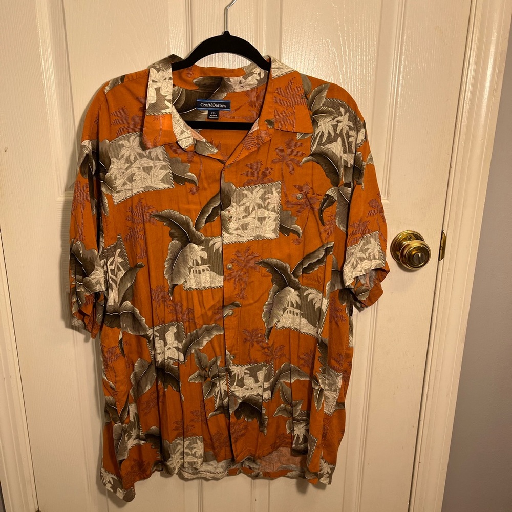 Hawaiian shirt
